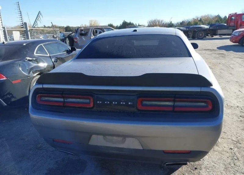 Dodge Challenger SXT 3.6 (ЦЕНА ДО БЪЛГАРИЯ), снимка 7 - Автомобили и джипове - 49046426