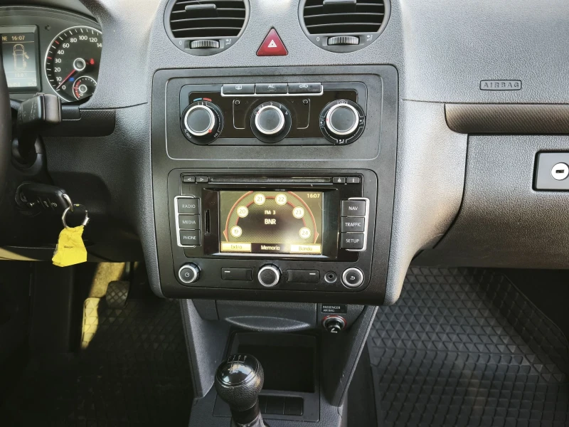 VW Caddy 2.0i-109k.c.-CNG, снимка 15 - Автомобили и джипове - 49586517