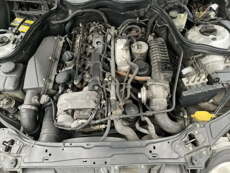 Mercedes-Benz C 270 CDI На Части, снимка 7 - Автомобили и джипове - 49639445