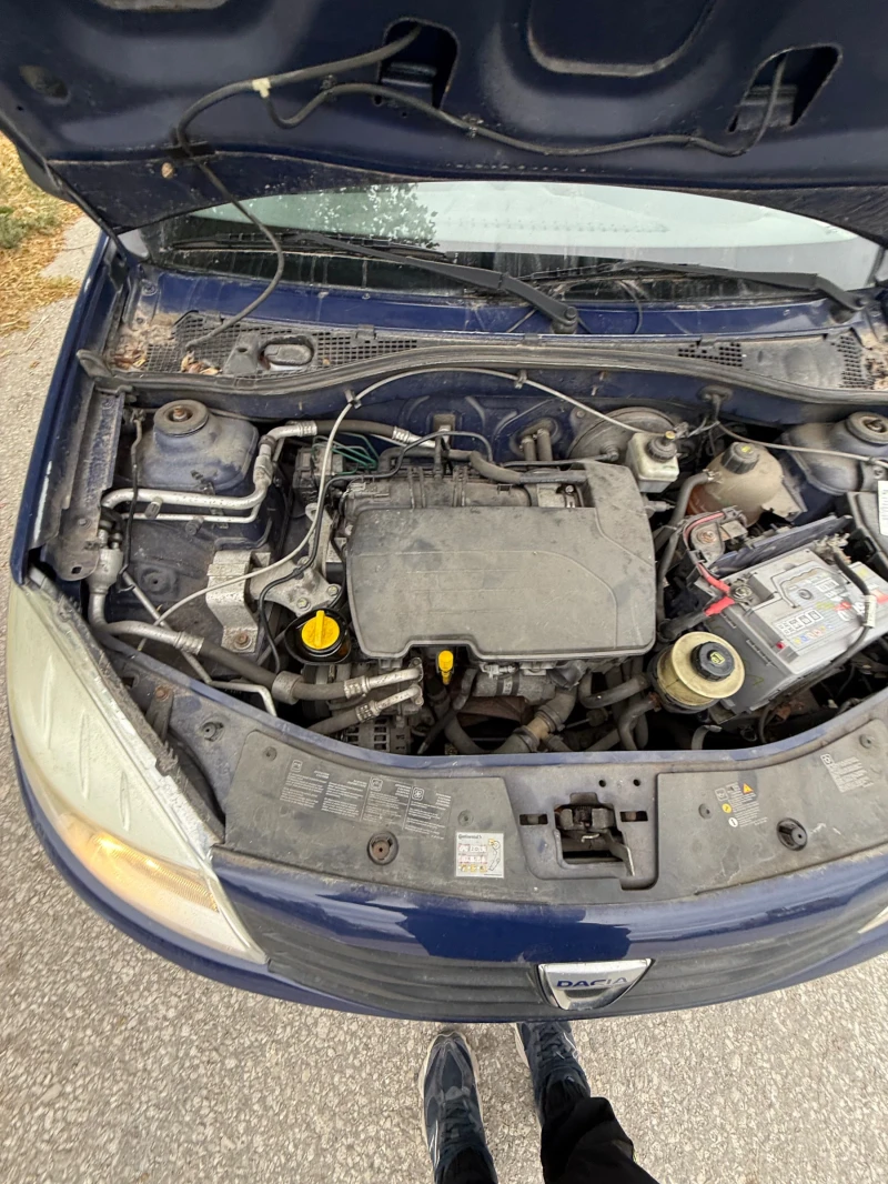 Dacia Sandero 1.2i 16v ръчка, снимка 11 - Автомобили и джипове - 50212434