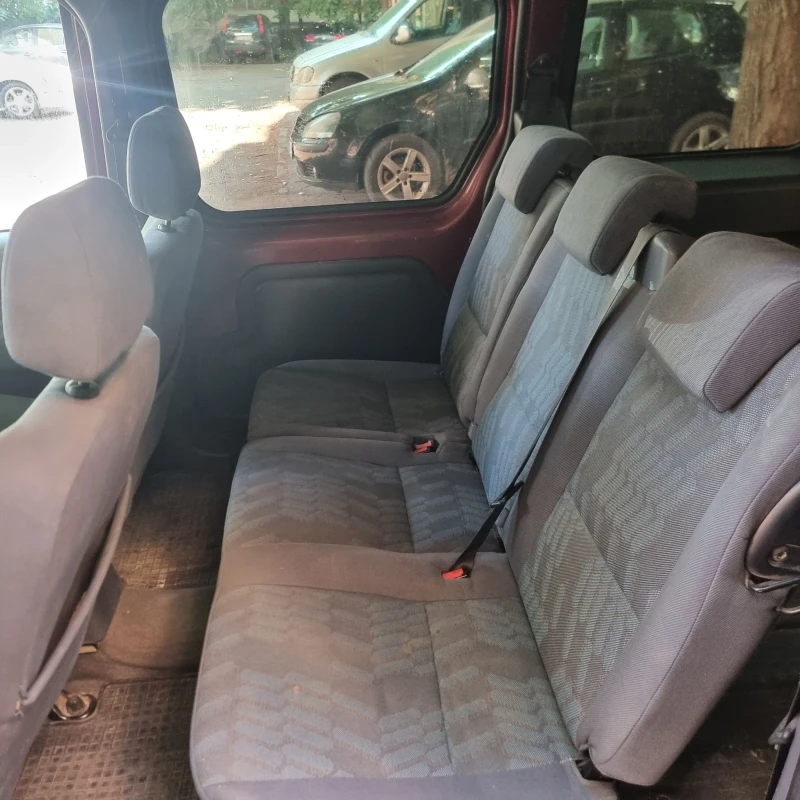 Ford Connect 1.8 , снимка 4 - Автомобили и джипове - 52620511