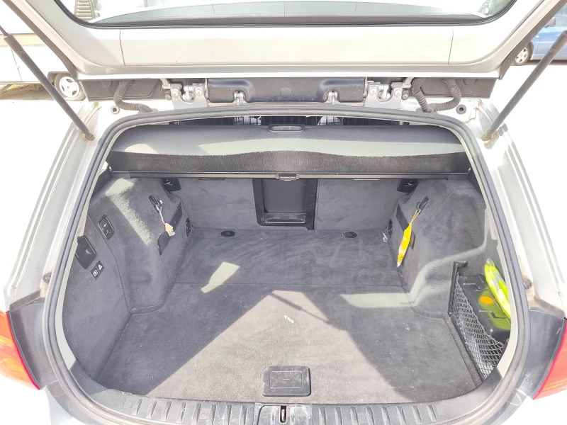 BMW 325 Xi, снимка 10 - Автомобили и джипове - 51952540