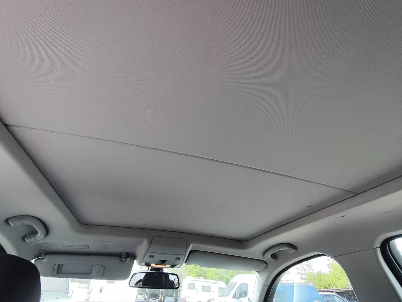 BMW 325 Xi, снимка 7 - Автомобили и джипове - 51952540