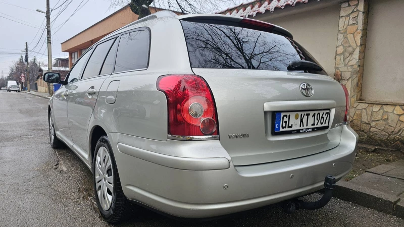 Toyota Avensis 1.8, снимка 5 - Автомобили и джипове - 52907789