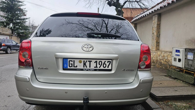 Toyota Avensis 1.8, снимка 6 - Автомобили и джипове - 52907789