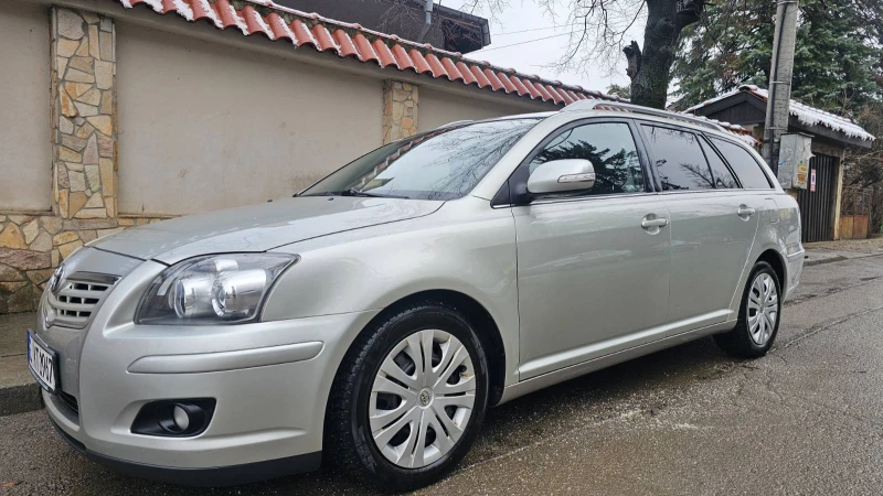 Toyota Avensis 1.8, снимка 3 - Автомобили и джипове - 52907789