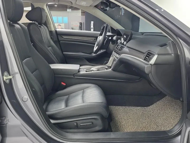 Honda Accord ������� ���� 2.0� �����  | Mobile.bg � ����������� 10