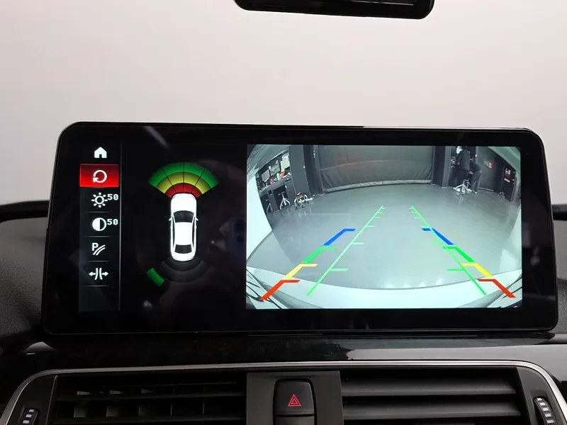 BMW 320 i, снимка 16 - Автомобили и джипове - 54592484