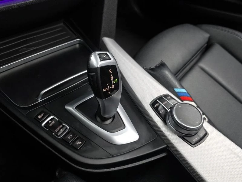 BMW 320 GT 320d M Sport Premium| 190к.с.| ВКЛ.ТЕХНОТЕСТ, снимка 9 - Автомобили и джипове - 55616182