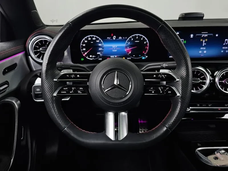 Mercedes-Benz CLA 4Matic Amg Line, снимка 13 - Автомобили и джипове - 56085120