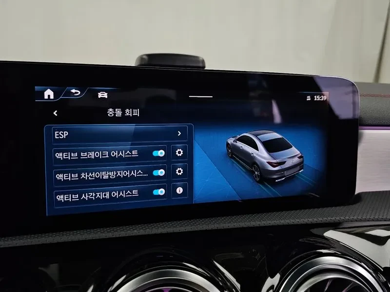 Mercedes-Benz CLA 4Matic Amg Line, снимка 16 - Автомобили и джипове - 56085120