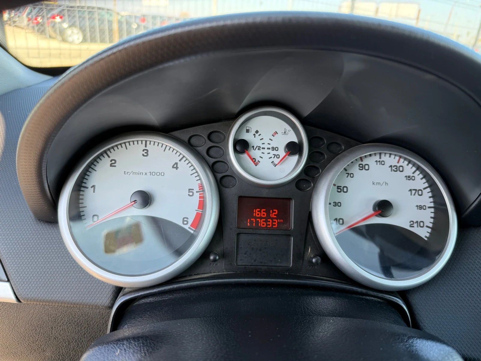 Peugeot 207 1.6 HDI | Mobile.bg   13