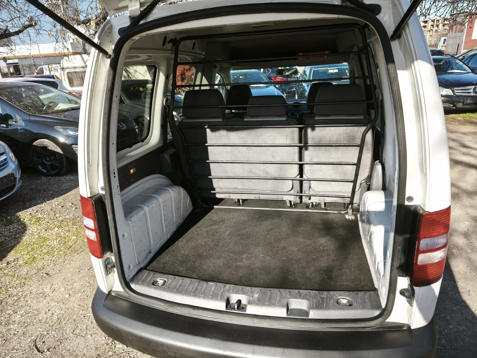 VW Caddy 2.0i-109k.c.-CNG | Mobile.bg — изображение 16