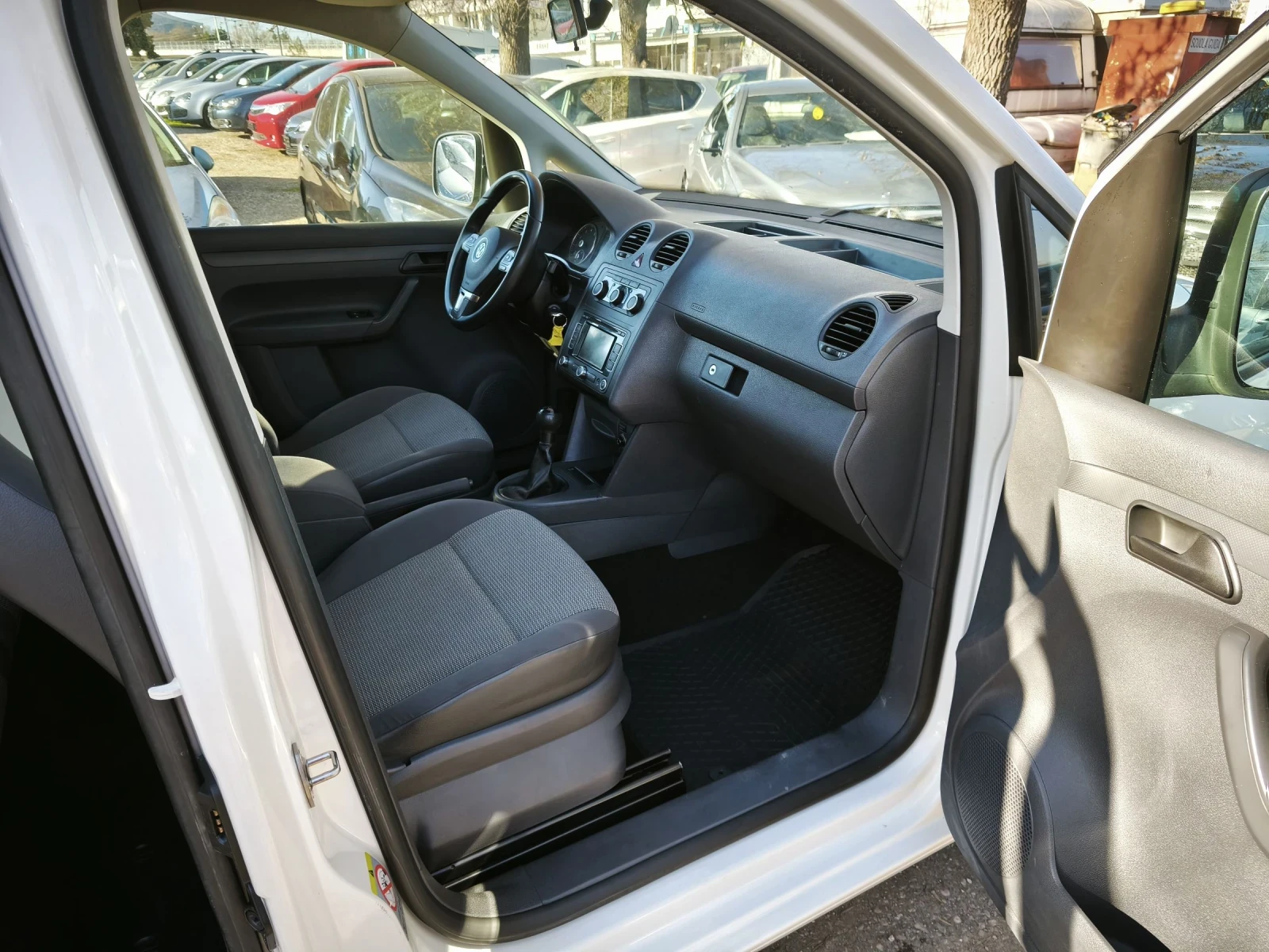 VW Caddy 2.0i-109k.c.-CNG | Mobile.bg — изображение 13