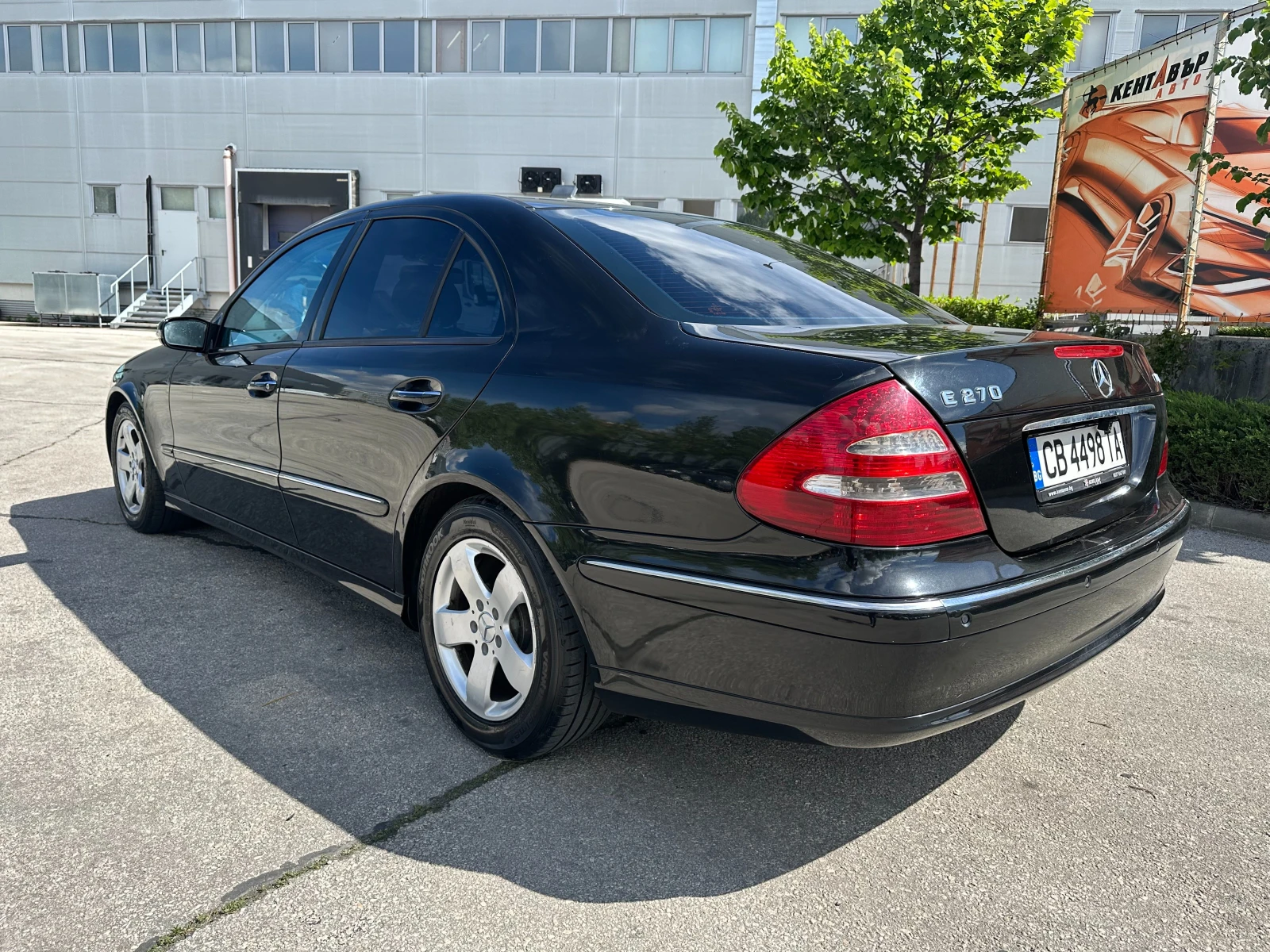Mercedes-Benz E 270 2.7d 177 к.с. - изображение 3