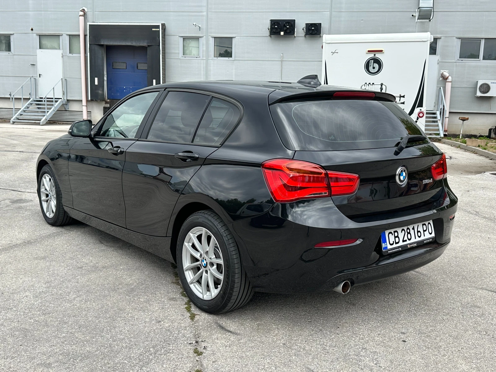BMW 118 2.0d 150 к.с. - изображение 3