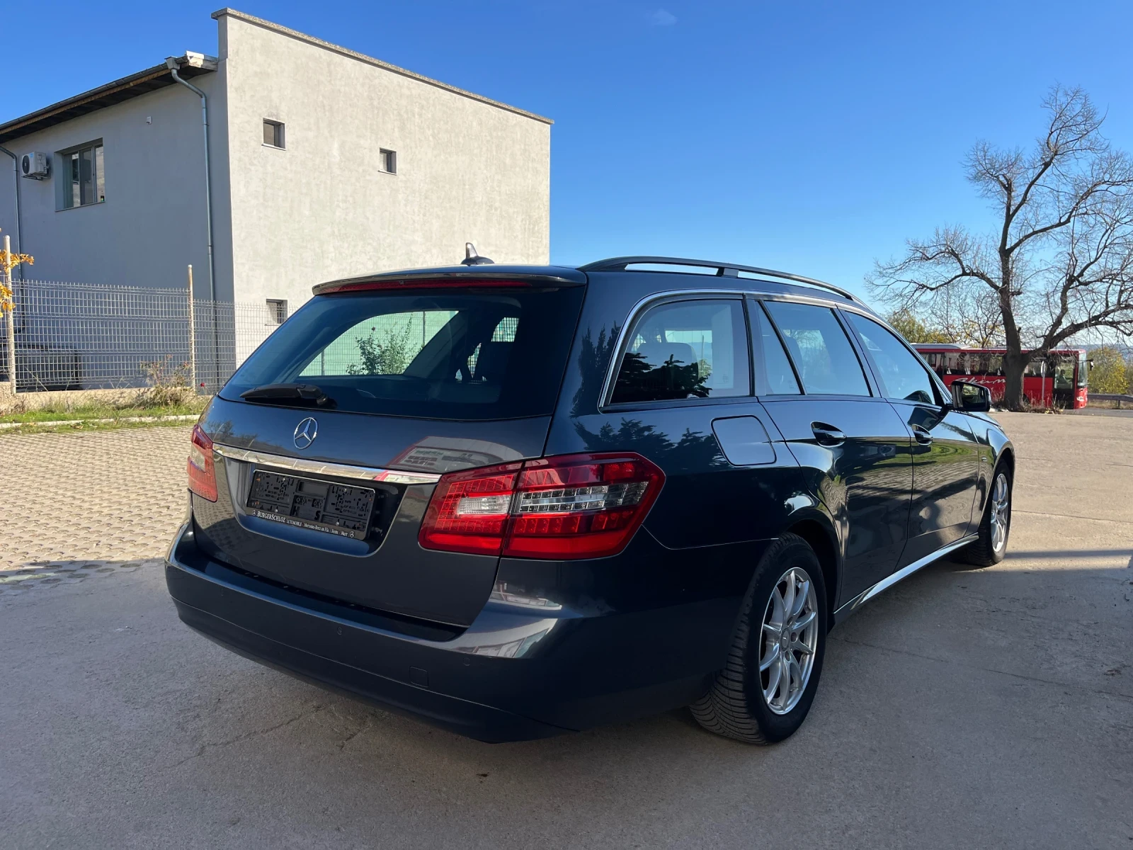 Mercedes-Benz E 220 cdi/ реален пробег/ 7G tronic/ кожа/  - изображение 3