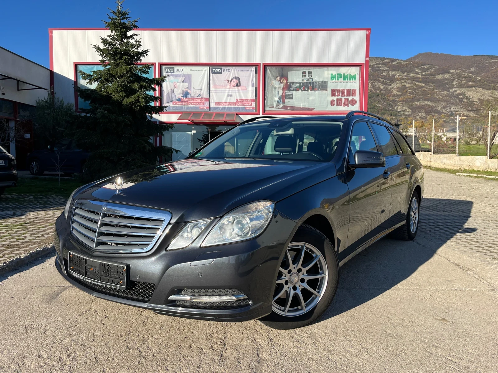 Mercedes-Benz E 220 cdi/ реален пробег/ 7G tronic/ кожа/  - изображение 2