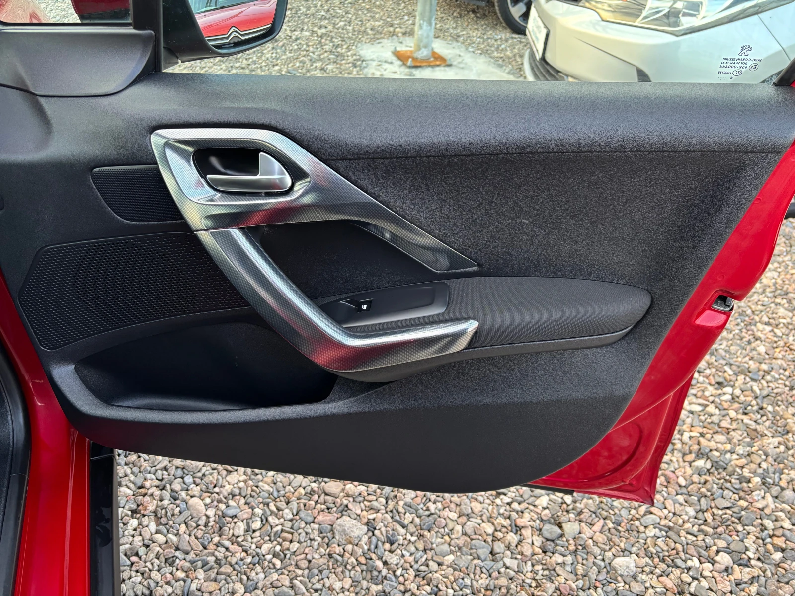 Peugeot 2008 1.2 vti  | Mobile.bg   14