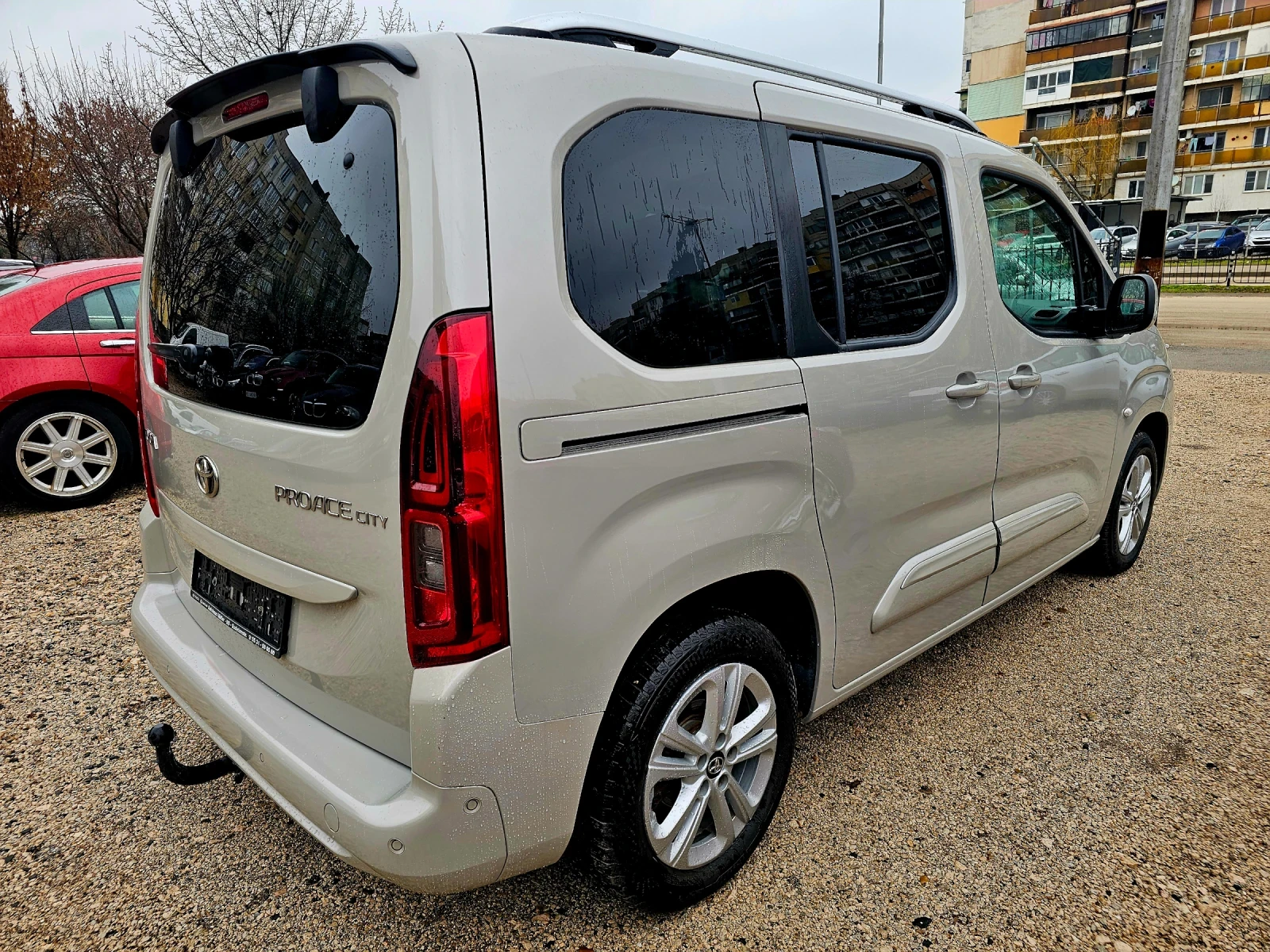 Toyota Proace City 1.2i TURBO/BENZIN/LUXURI | Mobile.bg � ����������� 4