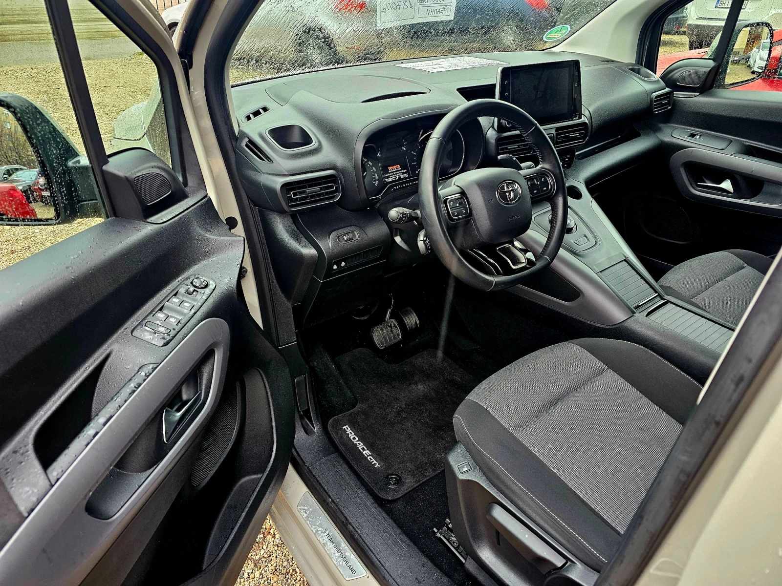 Toyota Proace City 1.2i TURBO/BENZIN/LUXURI | Mobile.bg � ����������� 8
