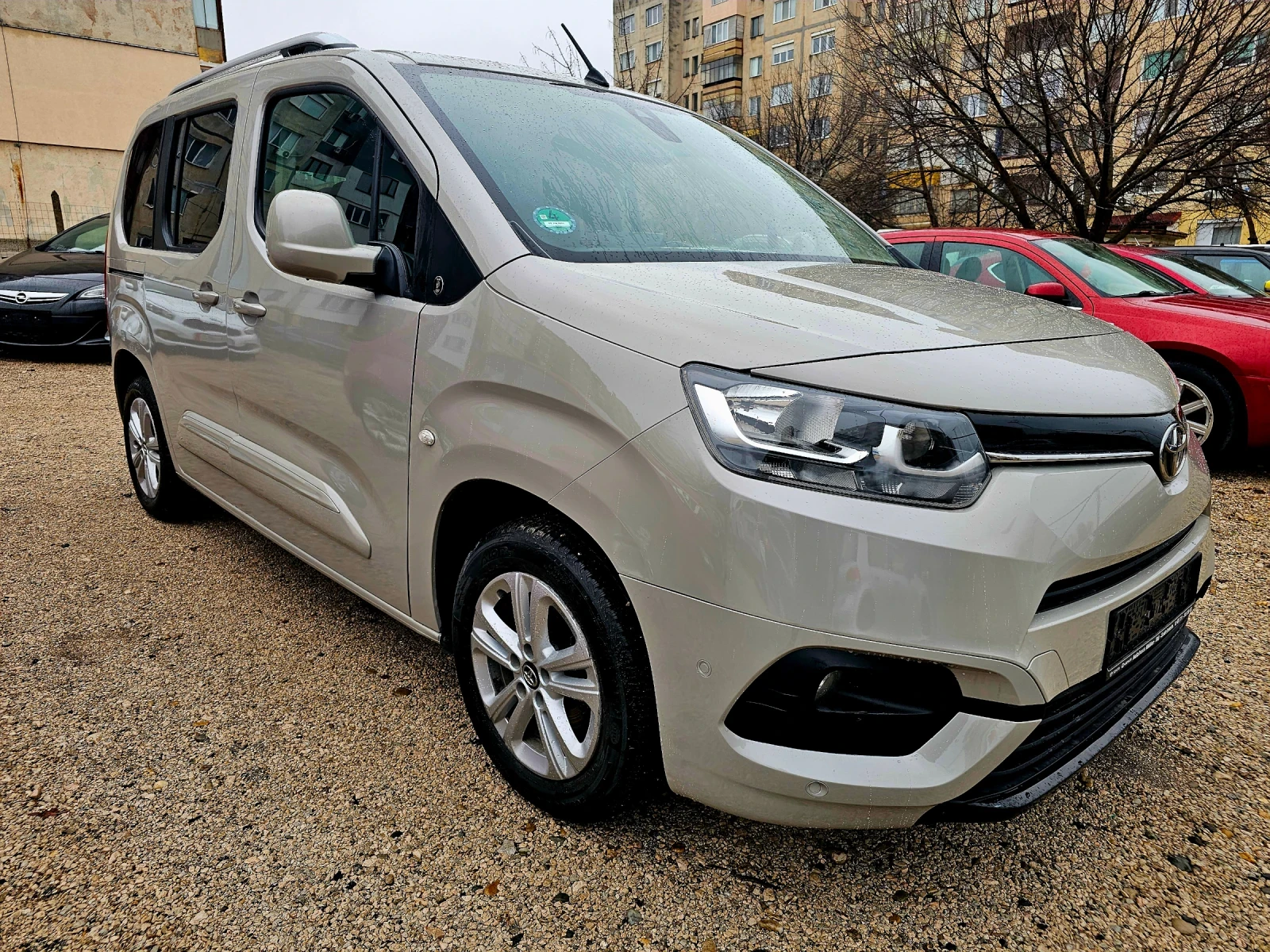 Toyota Proace City 1.2i TURBO/BENZIN/LUXURI | Mobile.bg � ����������� 2
