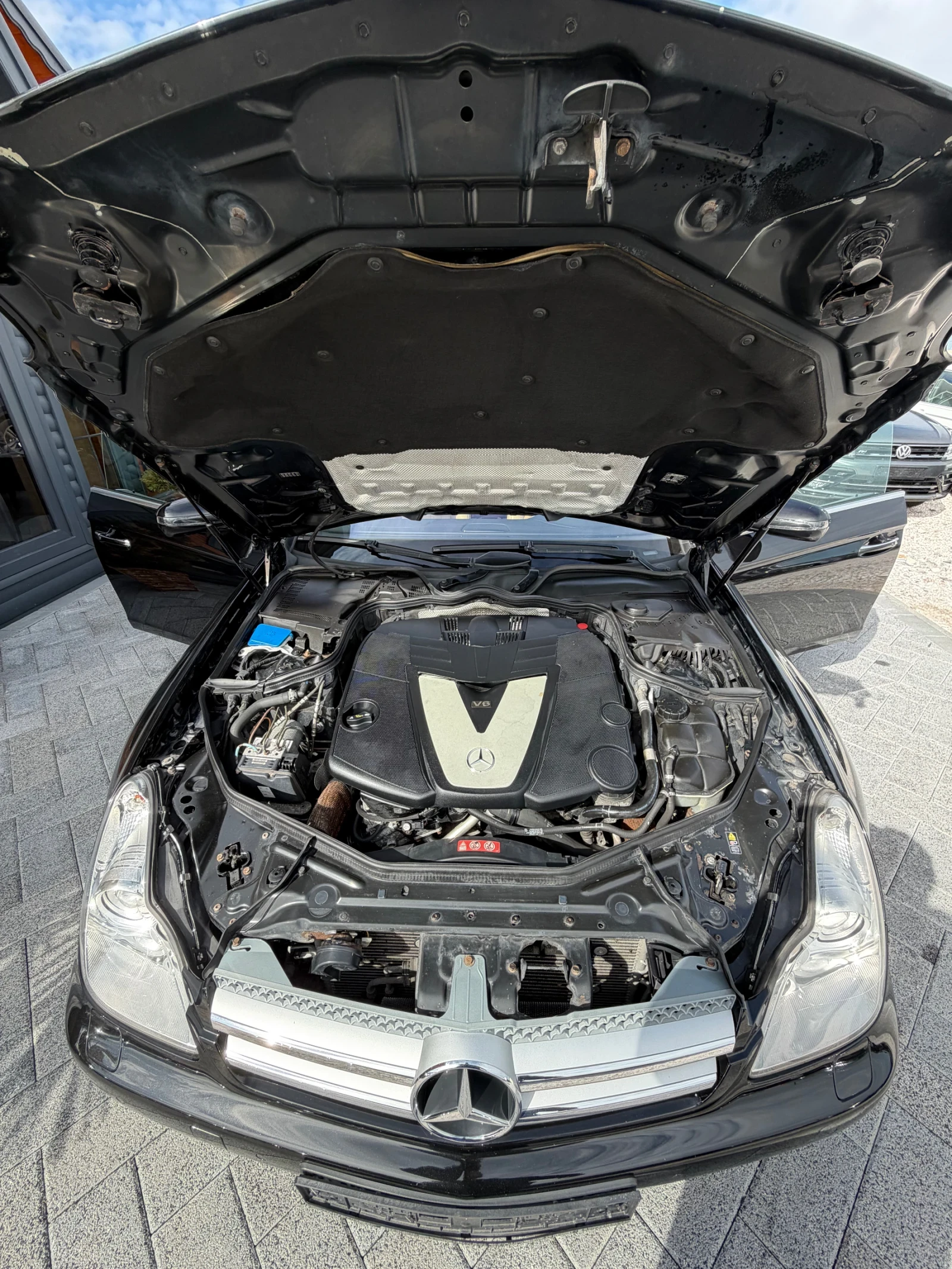 Mercedes-Benz CLS 320 MEGA FULLL!Нов внос от Дания - изображение 9