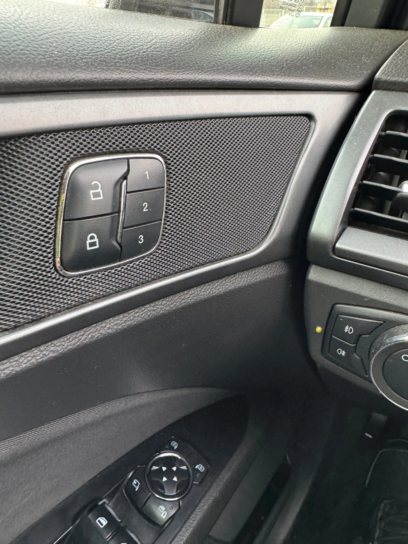 Ford Mondeo 2 TDCI, снимка 3 - Автомобили и джипове - 53777149