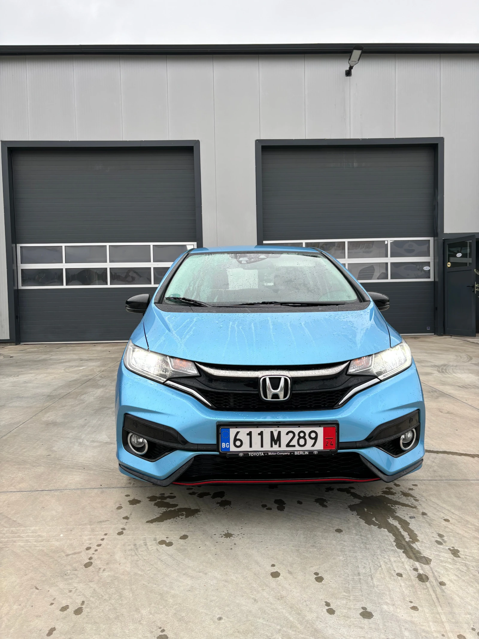 Honda Jazz 1.5 SPORT, снимка 2 - Автомобили и джипове - 53779189