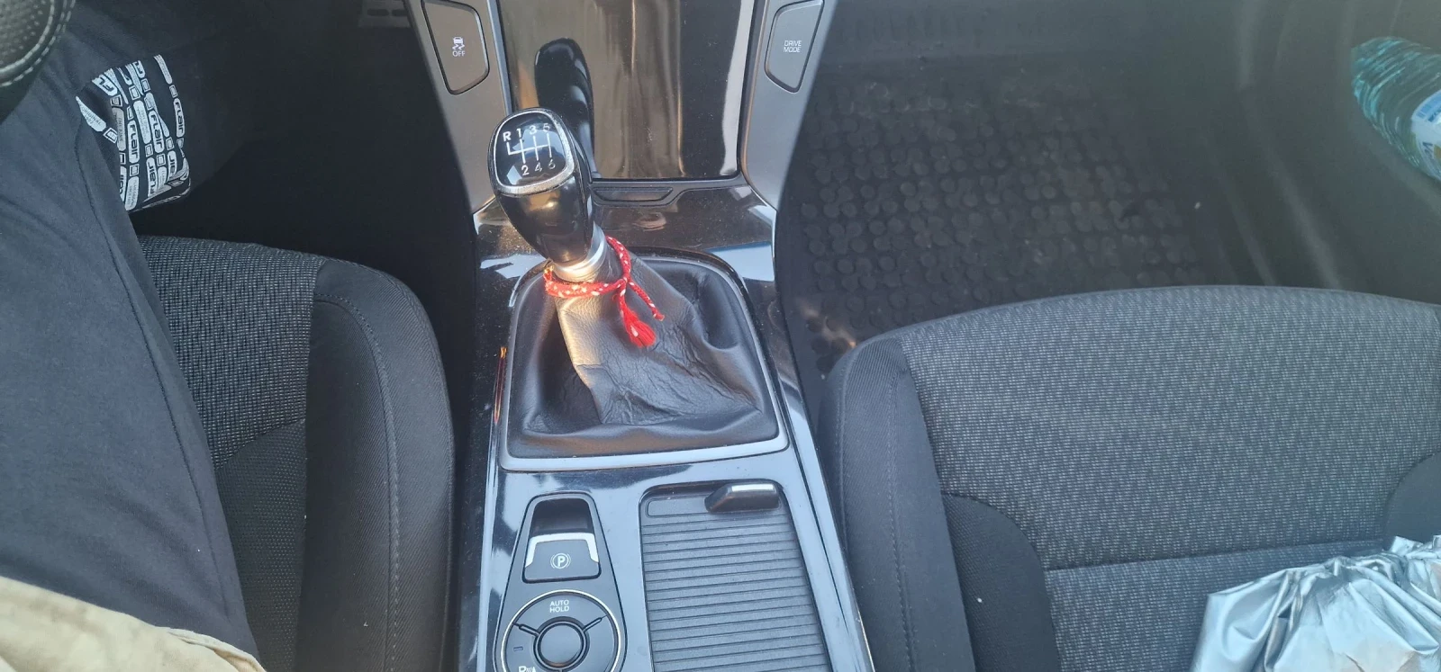 Hyundai I40 Седан, снимка 16 - Автомобили и джипове - 53786130