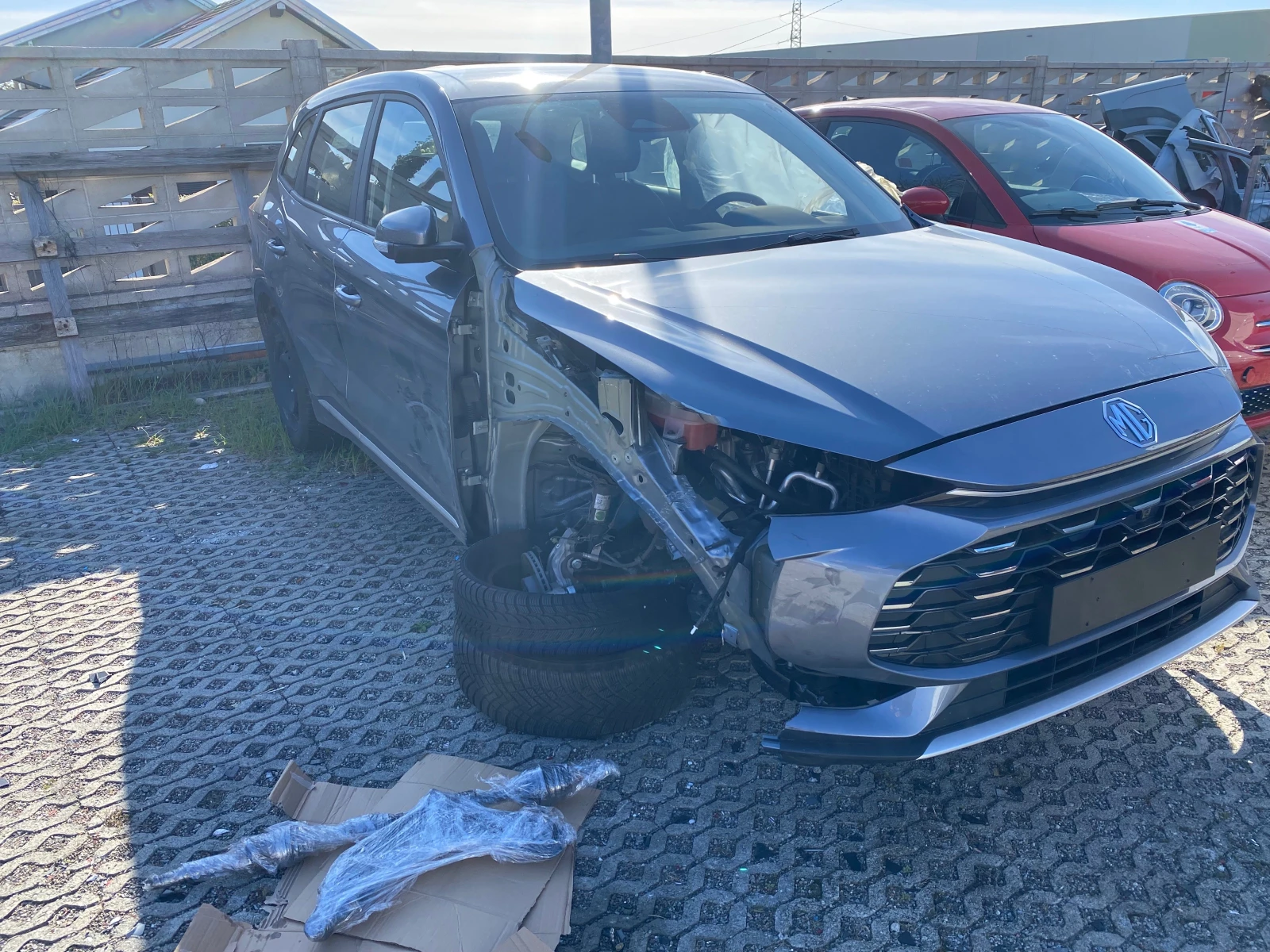 Mg Zs 1.5i 5700kм , снимка 17 - Автомобили и джипове - 54066128