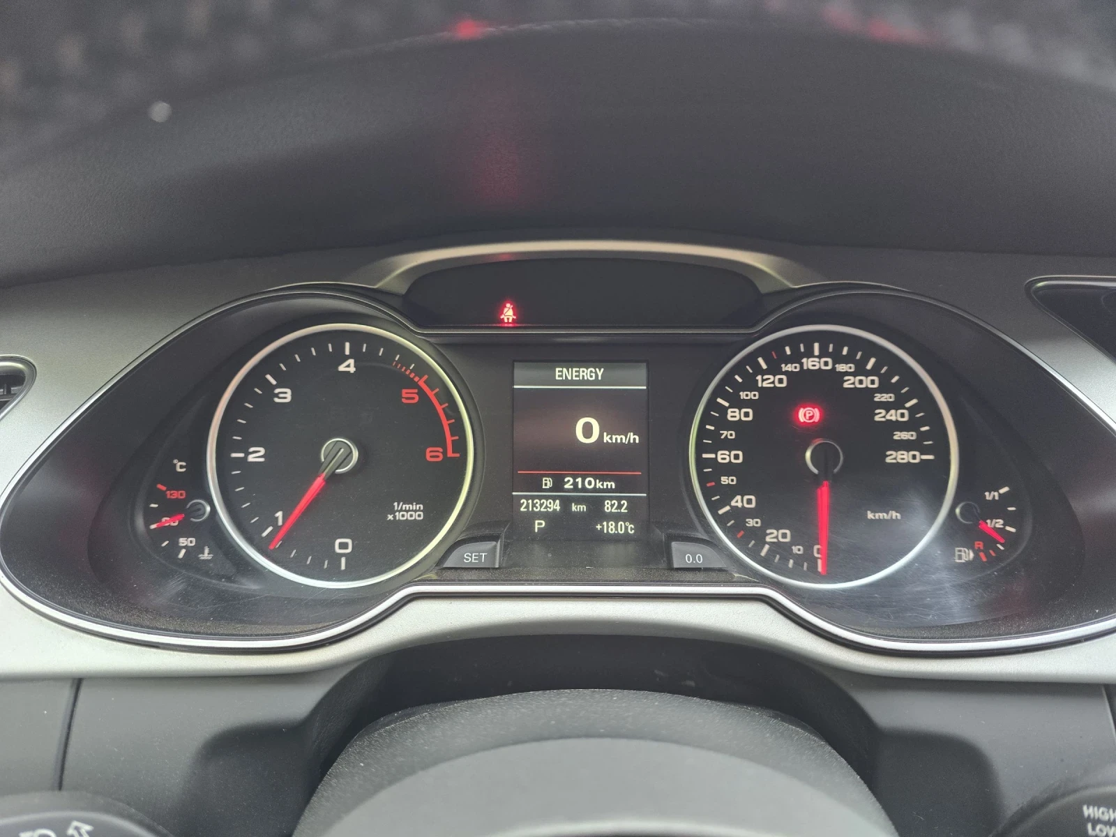 Audi A4 Facelift Quattro S-line plus Камера Дистроник , снимка 17 - Автомобили и джипове - 54205628