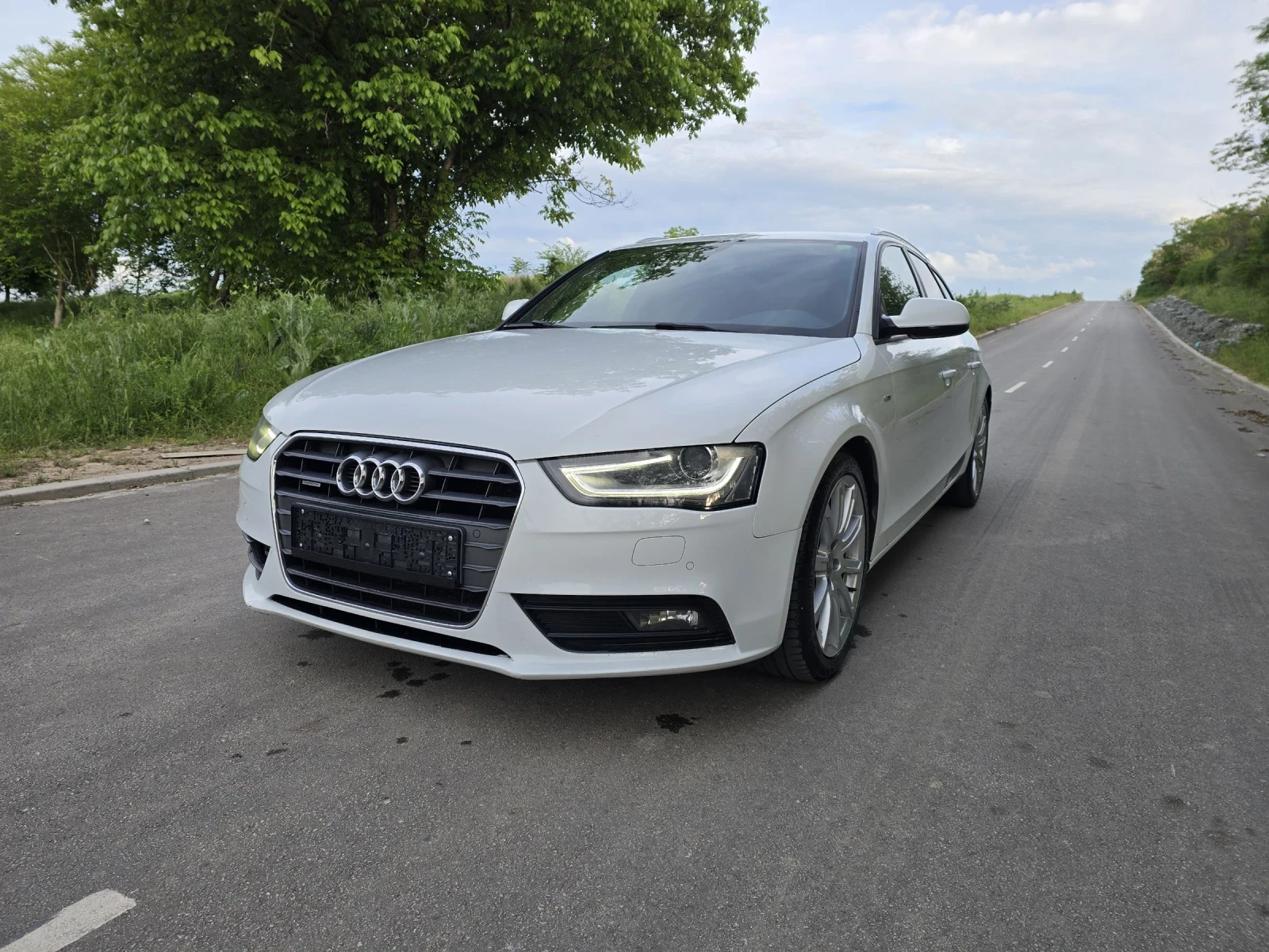 Audi A4 Facelift Quattro S-line plus Камера Дистроник 