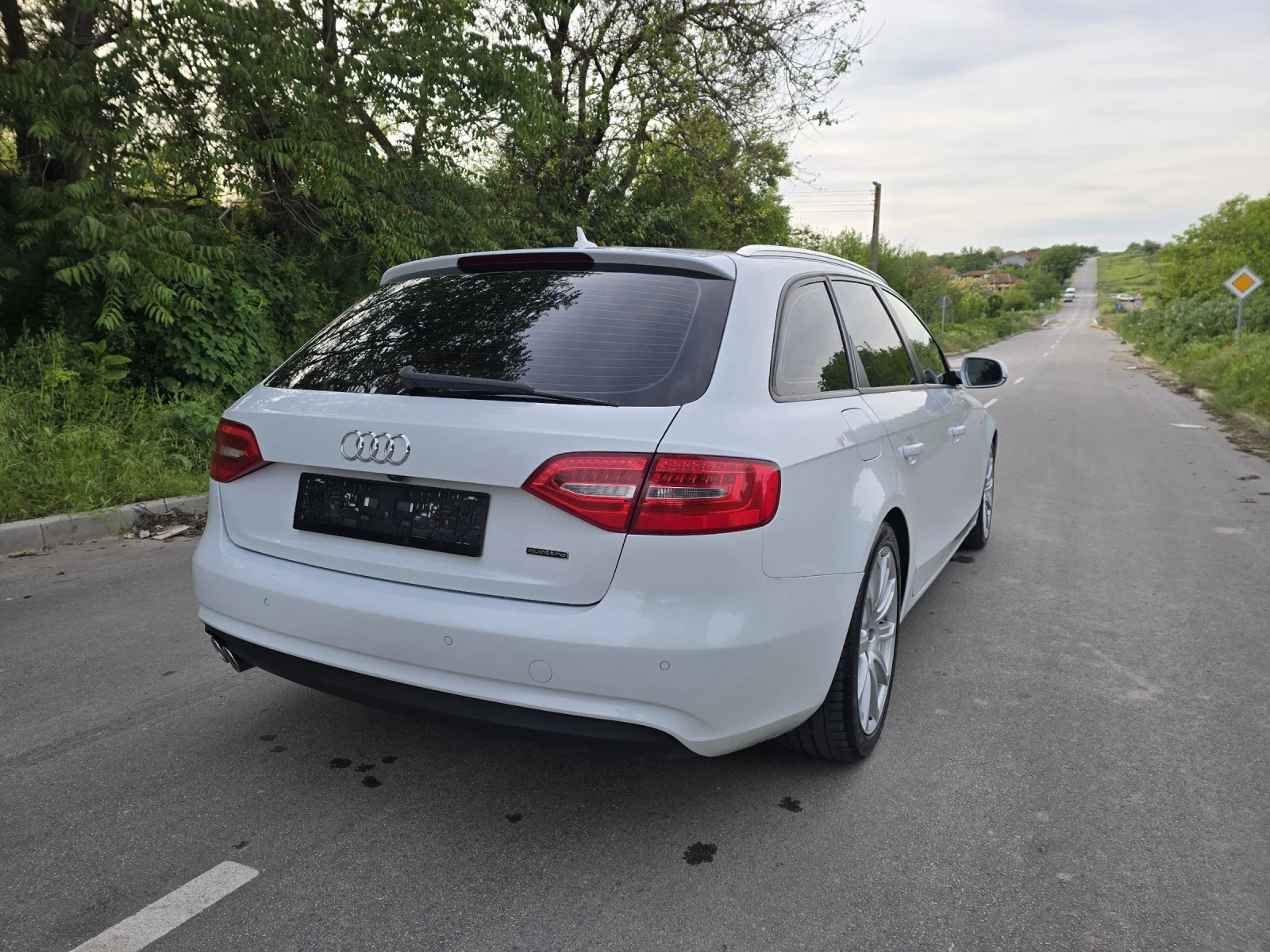 Audi A4 Facelift Quattro S-line plus Камера Дистроник , снимка 4 - Автомобили и джипове - 54205628