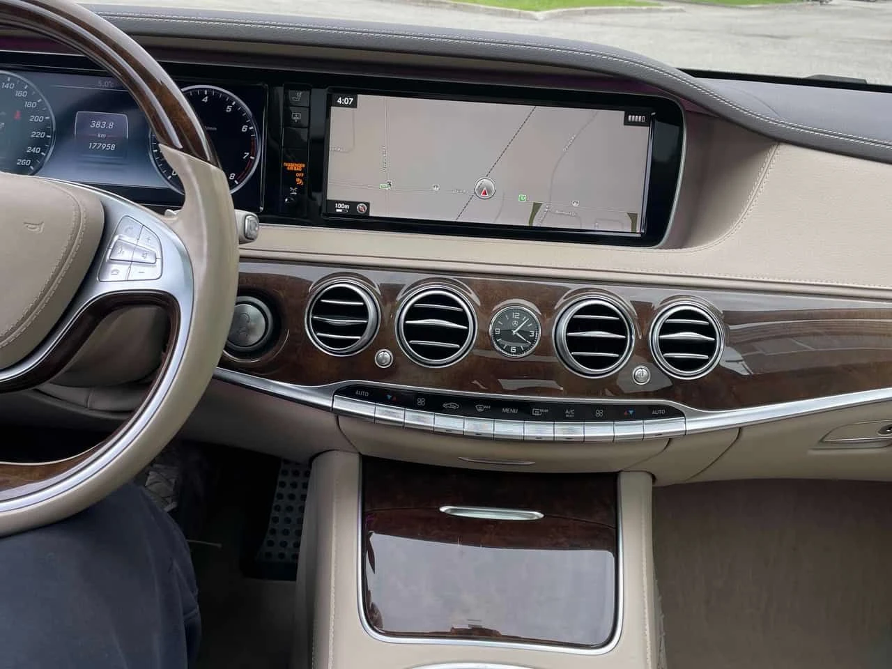 Mercedes-Benz S 550 * ДИСТРОНИК* ПАНОРАМА* МАСАЖ* ОБДУХВАНЕ* , снимка 9 - Автомобили и джипове - 54396894
