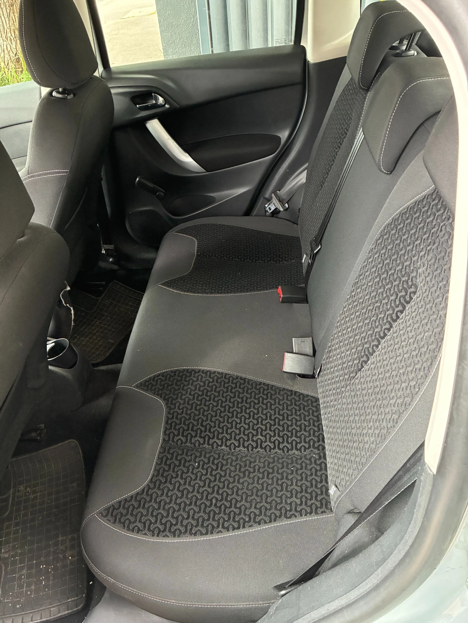 Citroen C3, снимка 12 - Автомобили и джипове - 54455497