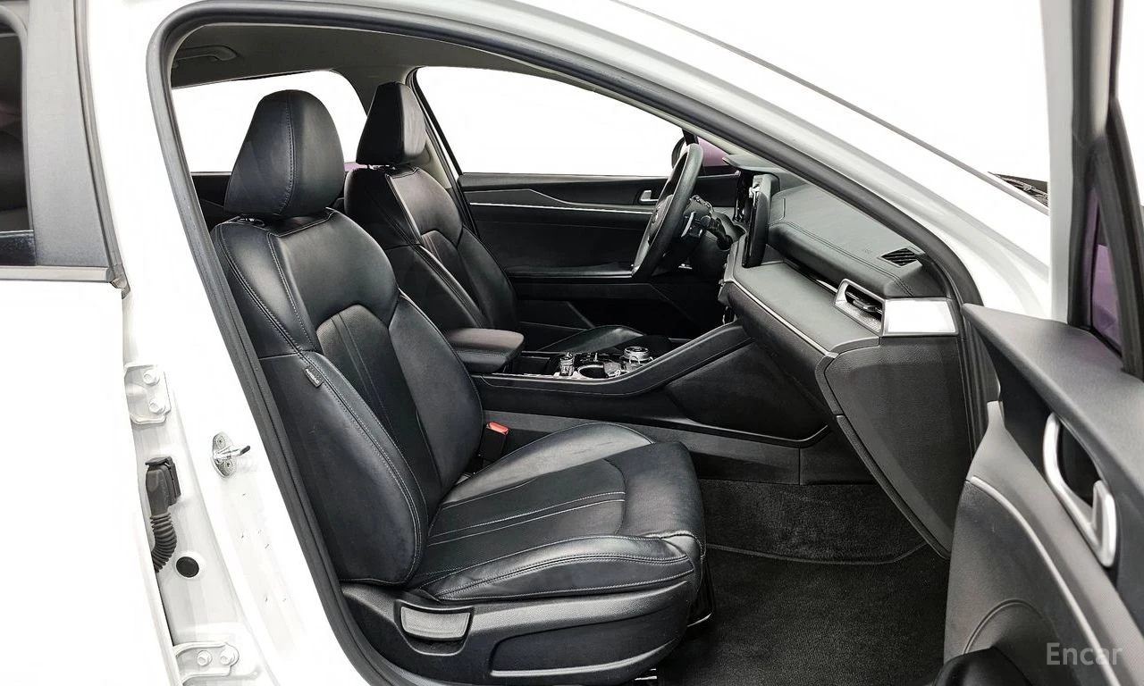Kia K5 2.0 Trendy* ПОДГРЕВ* КАМЕРА* KEYLESS* КРАЙНА ЦЕНА*, снимка 7 - Автомобили и джипове - 54497478