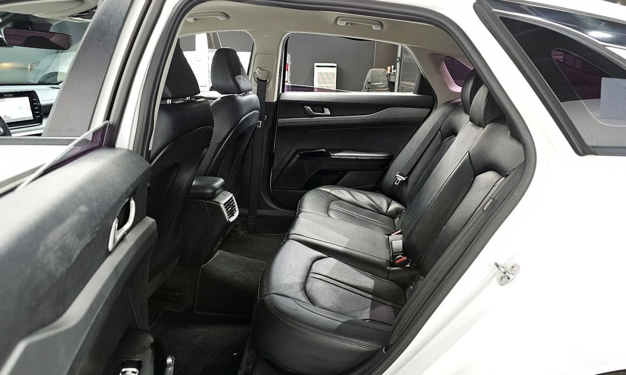Kia K5 2.0 Trendy* ПОДГРЕВ* КАМЕРА* KEYLESS* КРАЙНА ЦЕНА*, снимка 14 - Автомобили и джипове - 54497478