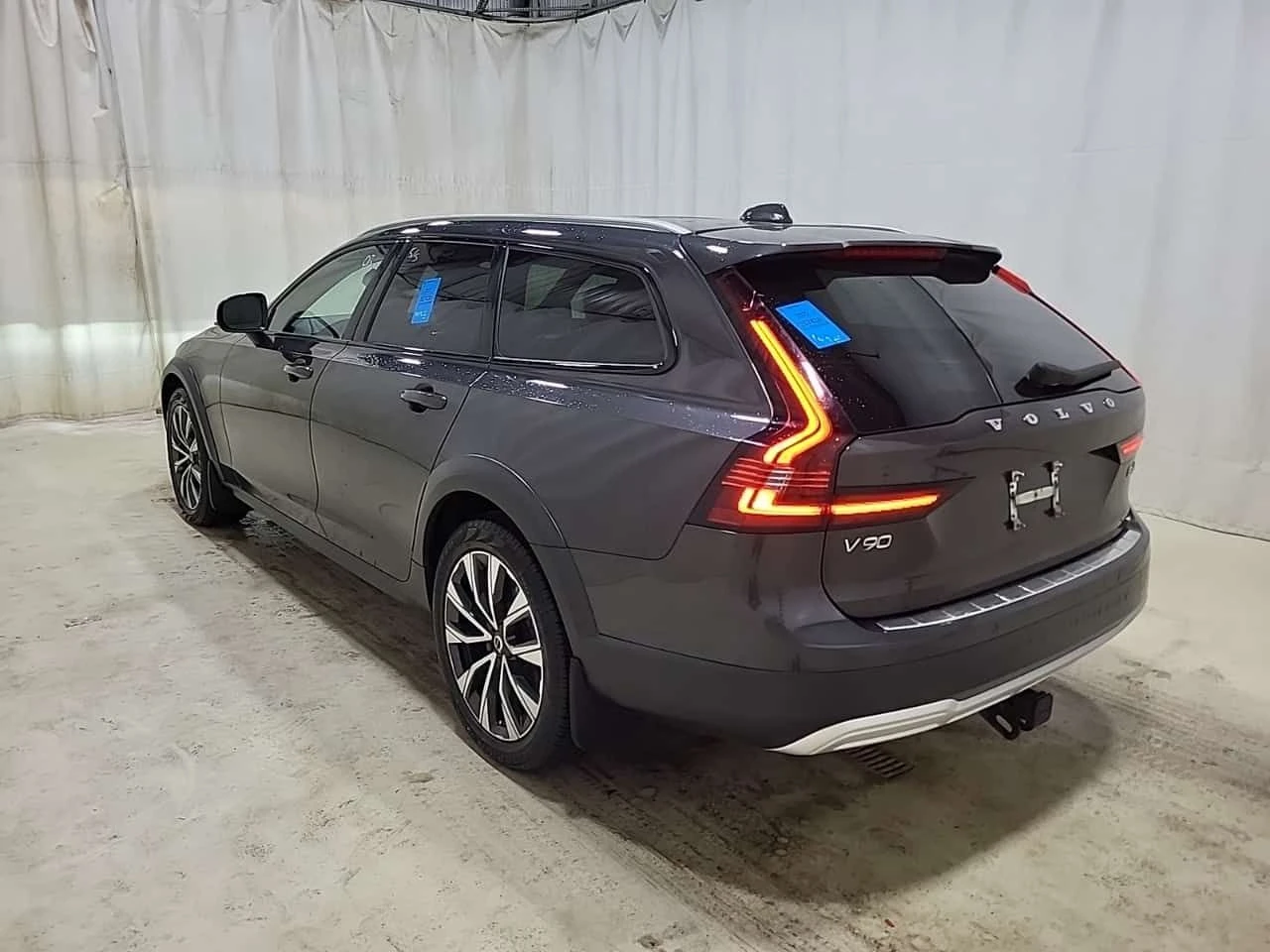 Volvo V90 Cross Country * B6 AWD * CARFAX * �e� ��������� *  | Mobile.bg � ����������� 5