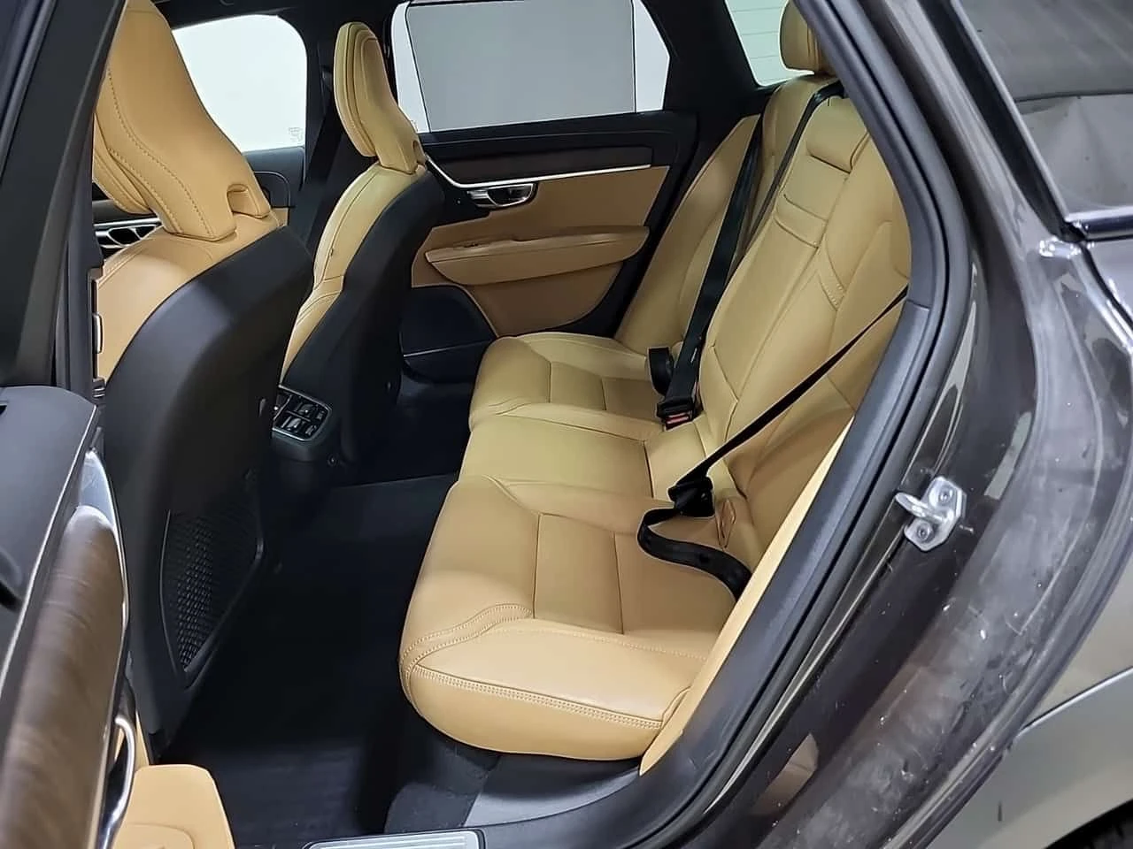 Volvo V90 Cross Country * B6 AWD * CARFAX * �e� ��������� *  | Mobile.bg � ����������� 10