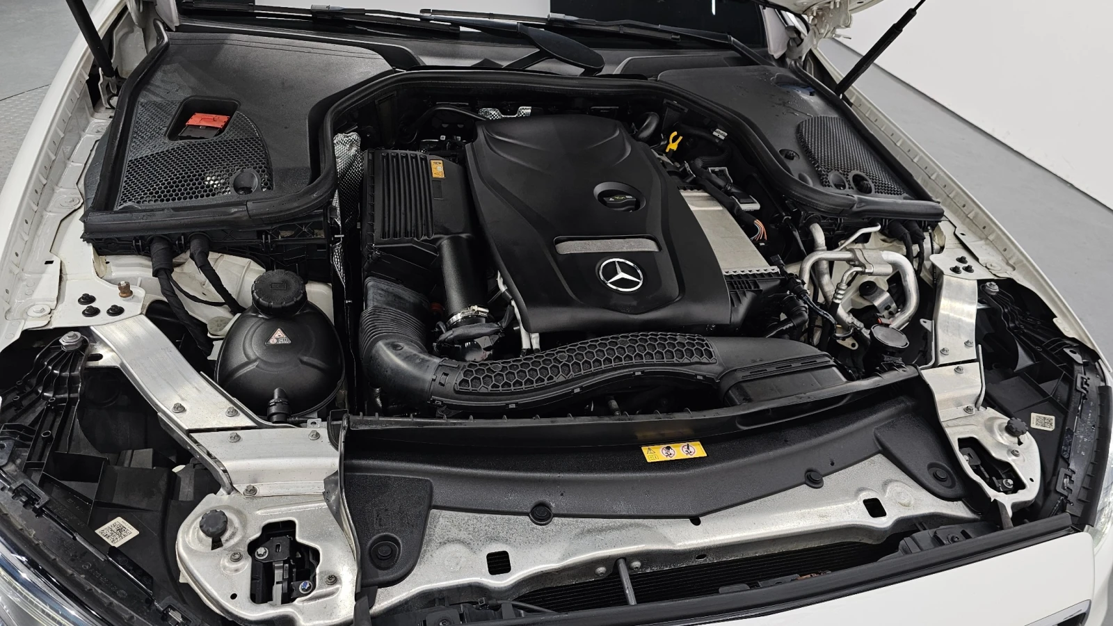 Mercedes-Benz E 300 AMG Line cam360* Disi/���������/�������� | Mobile.bg � ����������� 12