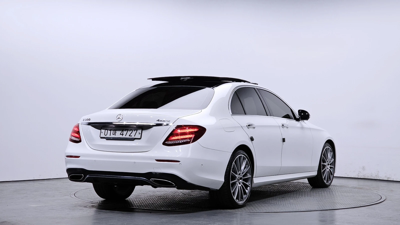 Mercedes-Benz E 300 AMG Line cam360* Disi/���������/�������� | Mobile.bg � ����������� 2