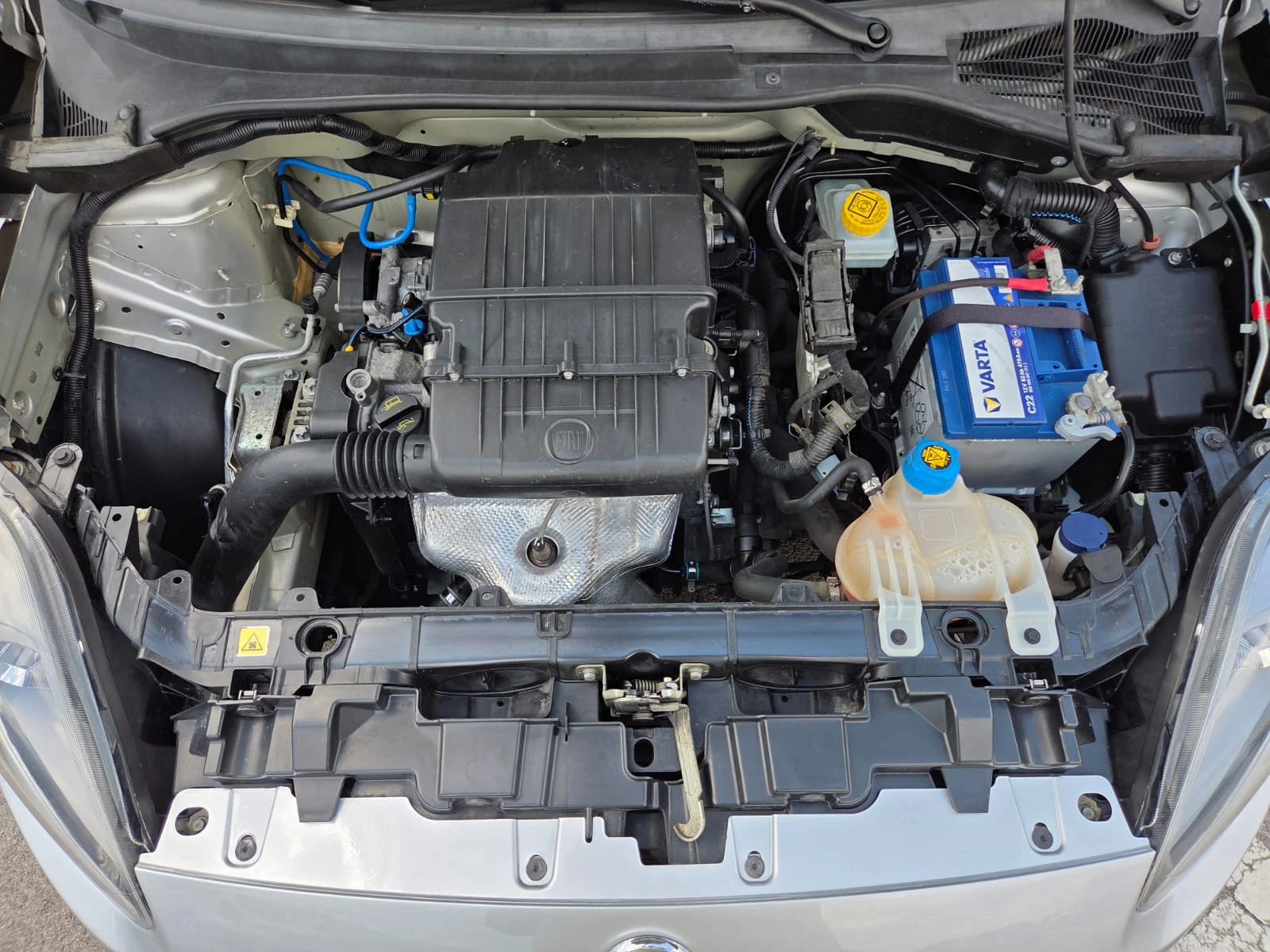 Fiat Punto 1.2, снимка 16 - Автомобили и джипове - 55217379