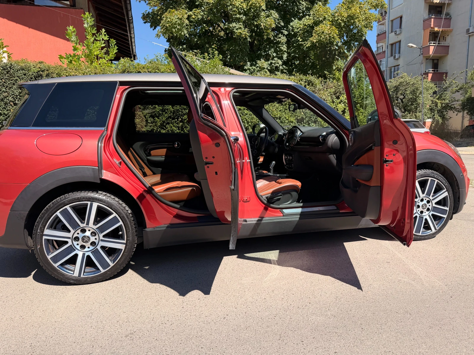 Mini Clubman ALL 4, снимка 8 - Автомобили и джипове - 55961367