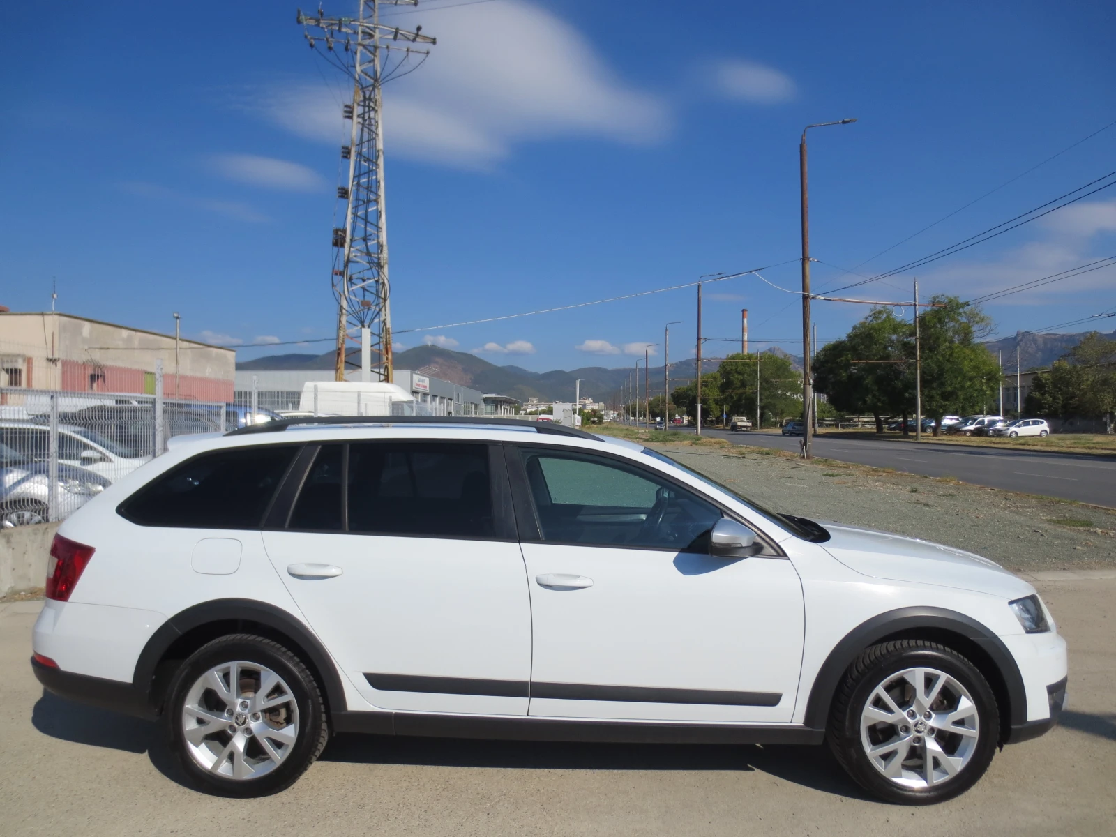 Skoda Octavia 2.0 TDI * SCOUT*  | Mobile.bg � ����������� 4