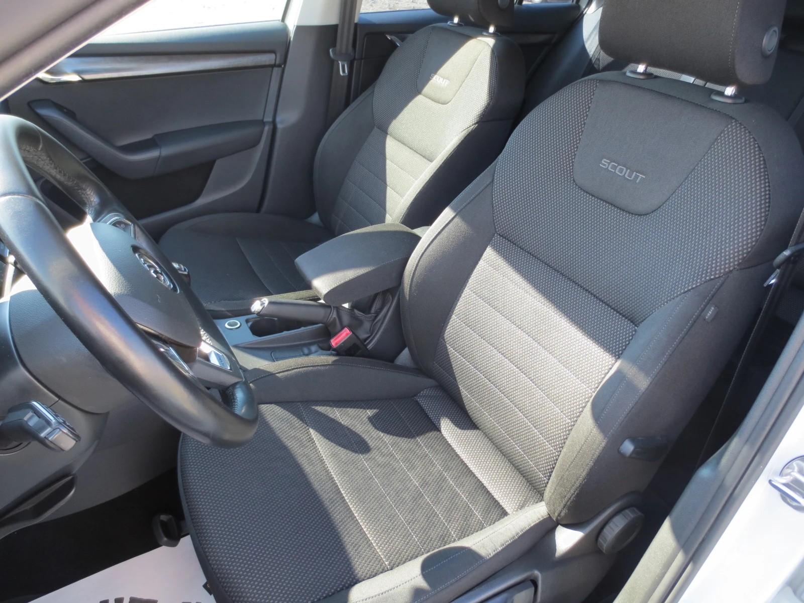 Skoda Octavia 2.0 TDI * SCOUT*  | Mobile.bg � ����������� 10