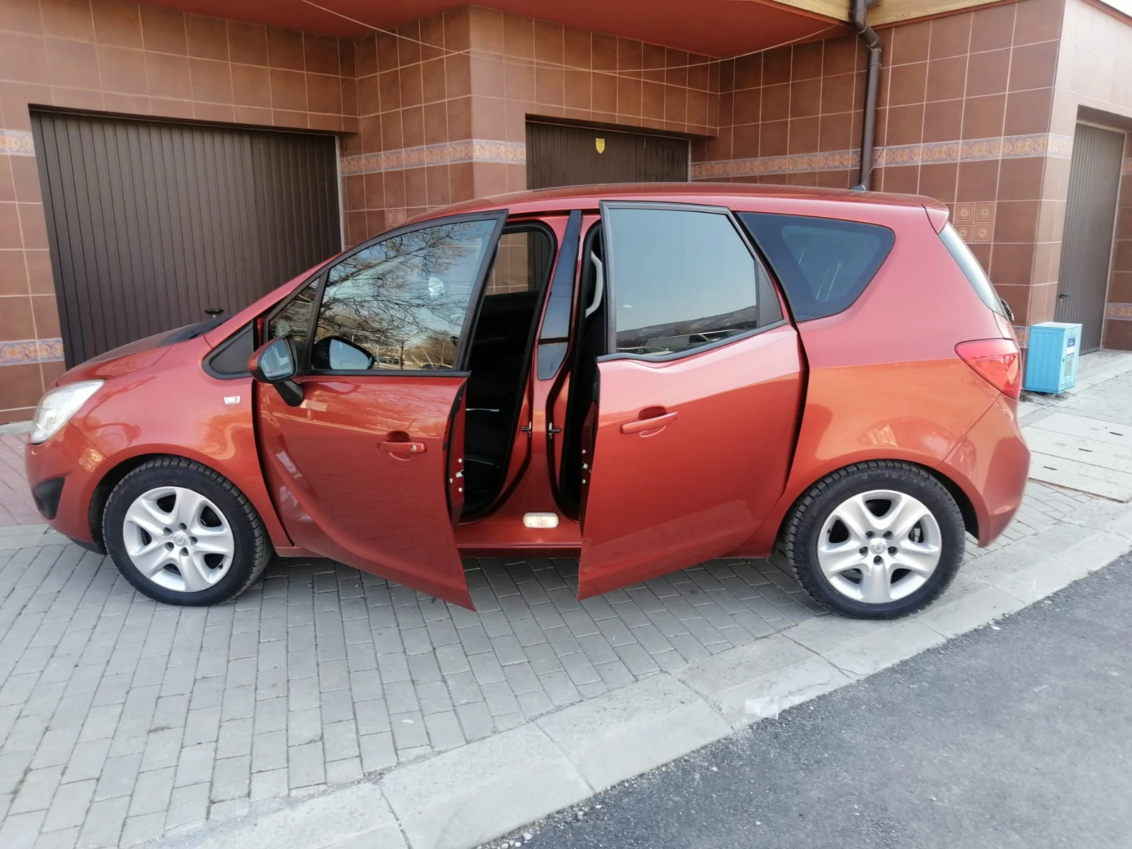 Opel Meriva ГАЗ, снимка 2 - Автомобили и джипове - 56436458
