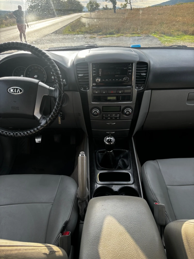 Kia Sorento, снимка 9 - Автомобили и джипове - 47337163