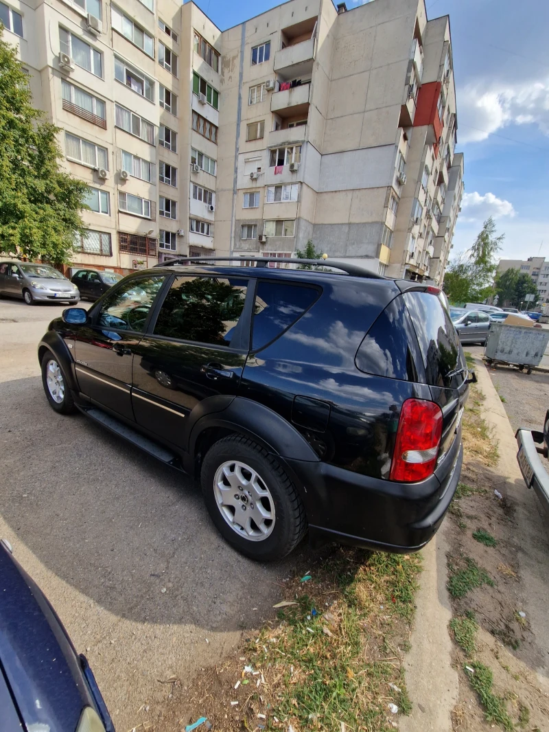 SsangYong Rexton, снимка 3 - Автомобили и джипове - 47891657