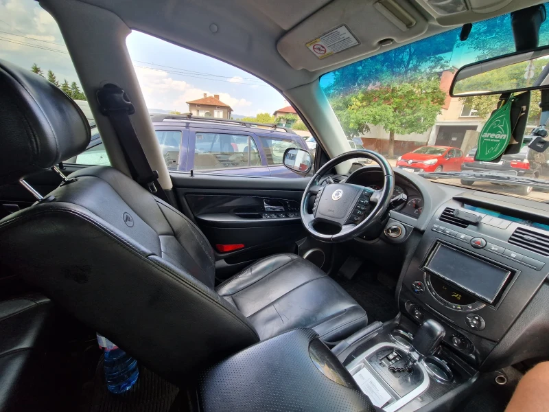 SsangYong Rexton, снимка 4 - Автомобили и джипове - 47891657